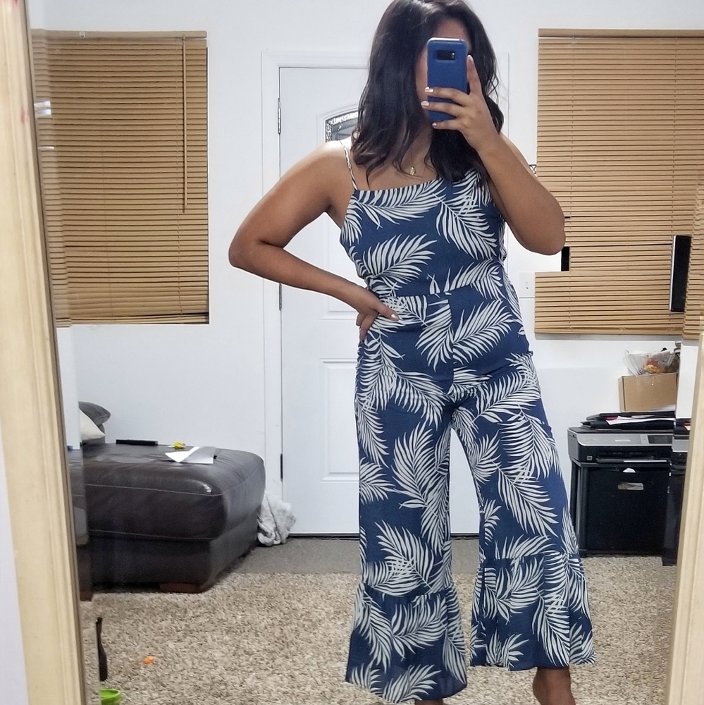 PALMTRESS BLUE PRINT TIE BACK JUMPSUIT - Picture 9 of 12